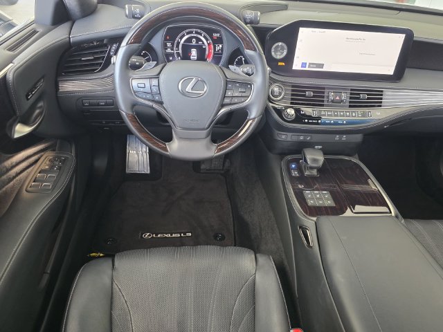 Certified 2023 Lexus LS 500 w/ Interior Upgrade Package RWD image 13