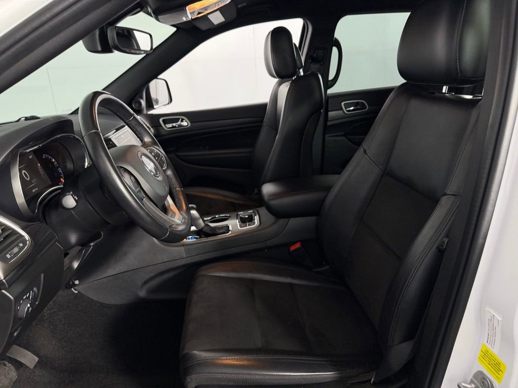 Used 2022 Jeep Grand Cherokee Laredo X image 23