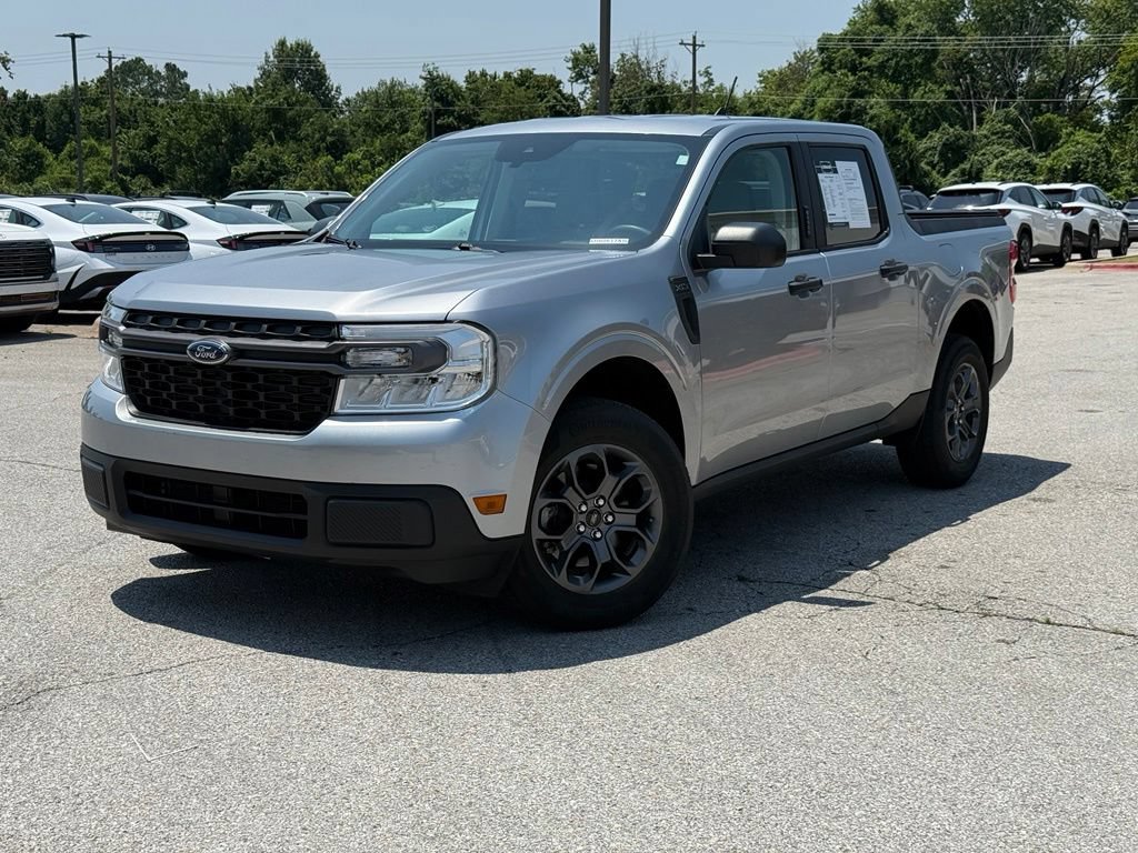 Used 2022 Ford Maverick XLT FWD image 3