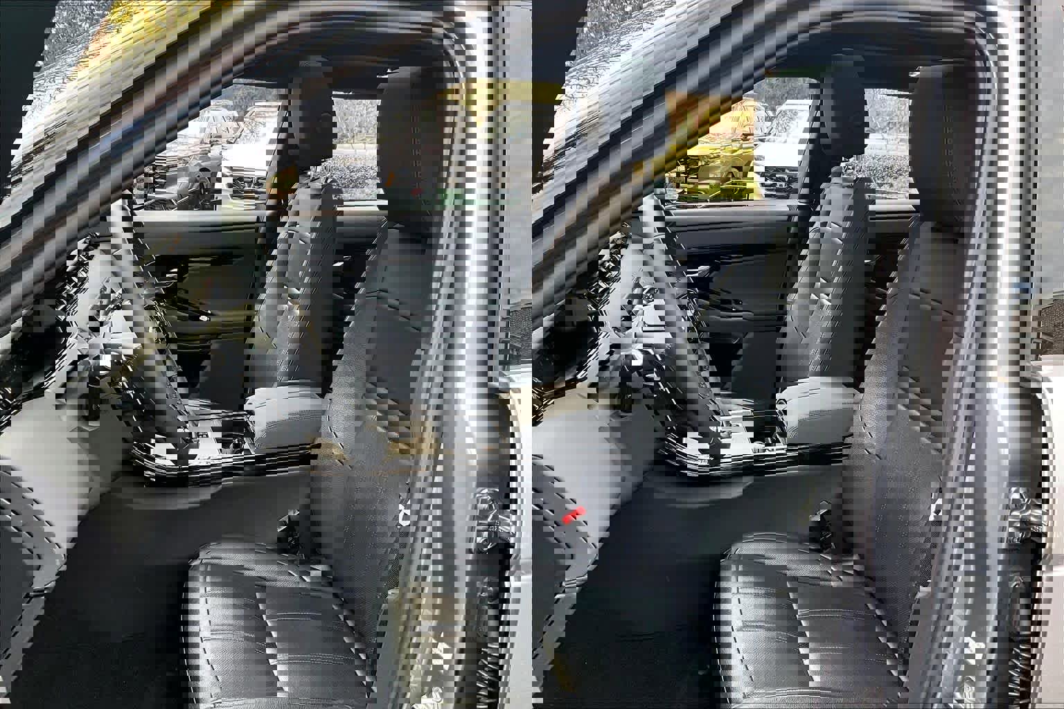 Used 2024 Land Rover Range Rover Evoque Dynamic SE AWD/4WD image 16