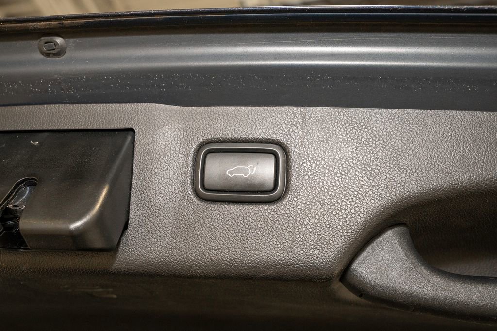 Used 2019 Kia Sorento EX w/ EX Touring Package image 6