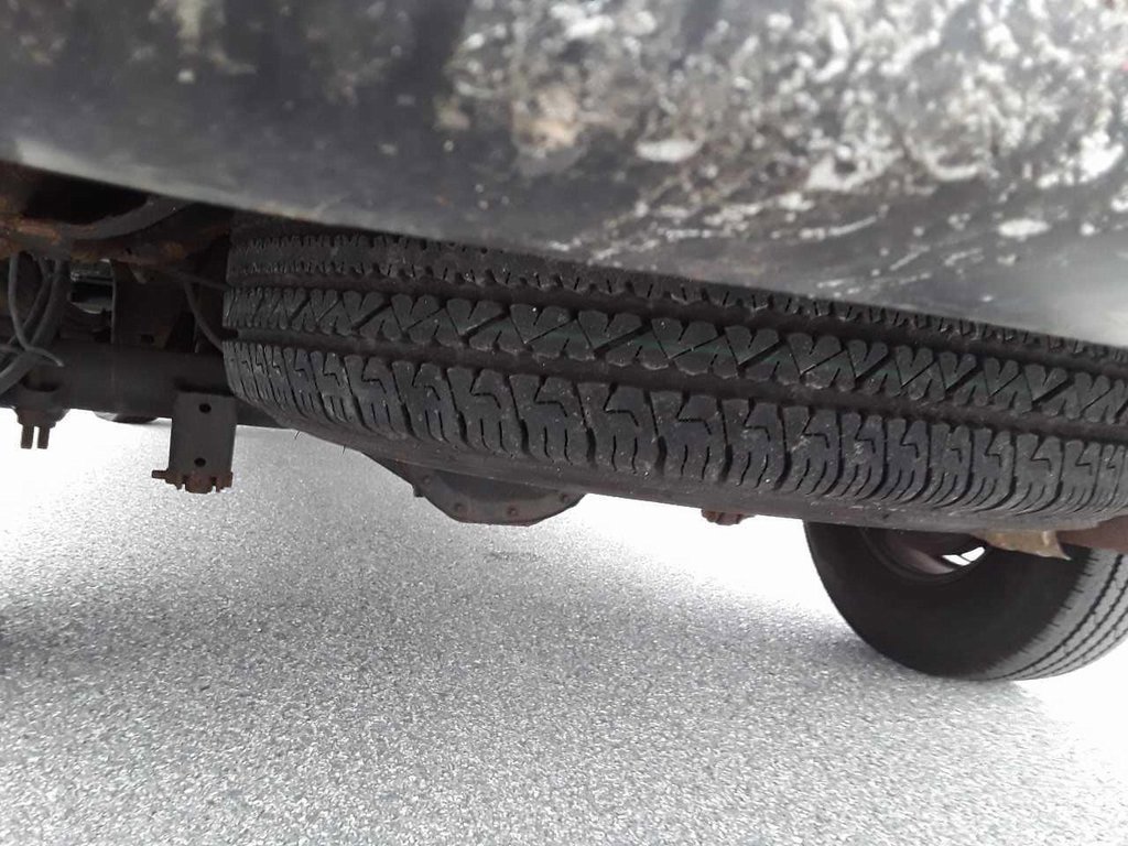 Used 2020 Chevrolet Express 2500 w/ Driver Convenience Package image 25