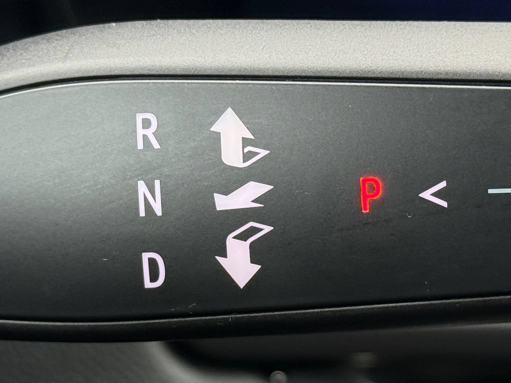 New 2026 Chevrolet Equinox EV RS w/ Convenience Package II FWD image 19