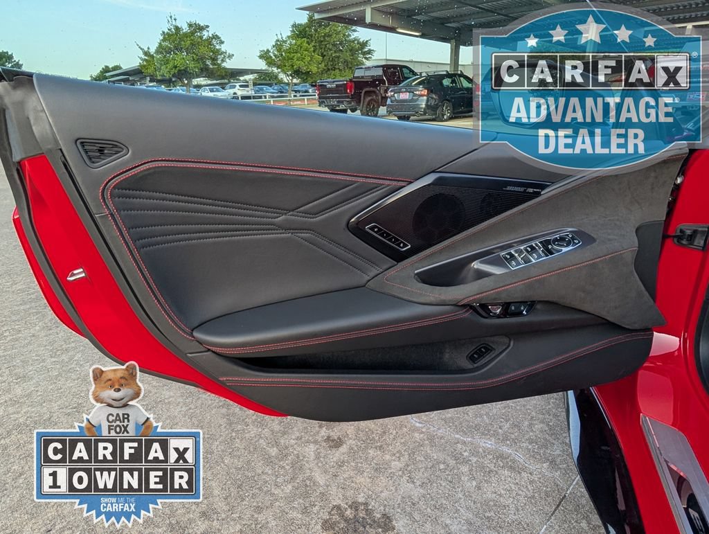 Certified 2025 Chevrolet Corvette E-Ray w/ Stealth Interior Trim Package AWD/4WD image 19