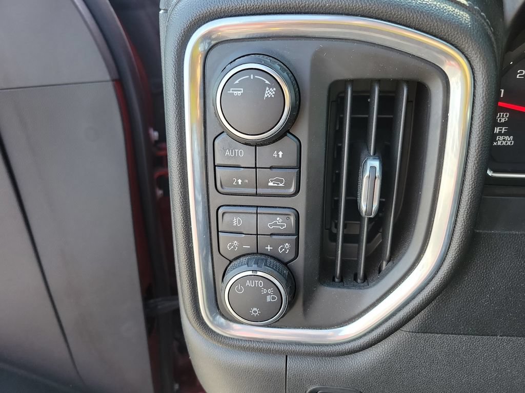Used 2019 Chevrolet Silverado 1500 RST w/ All-Star Edition AWD/4WD image 30