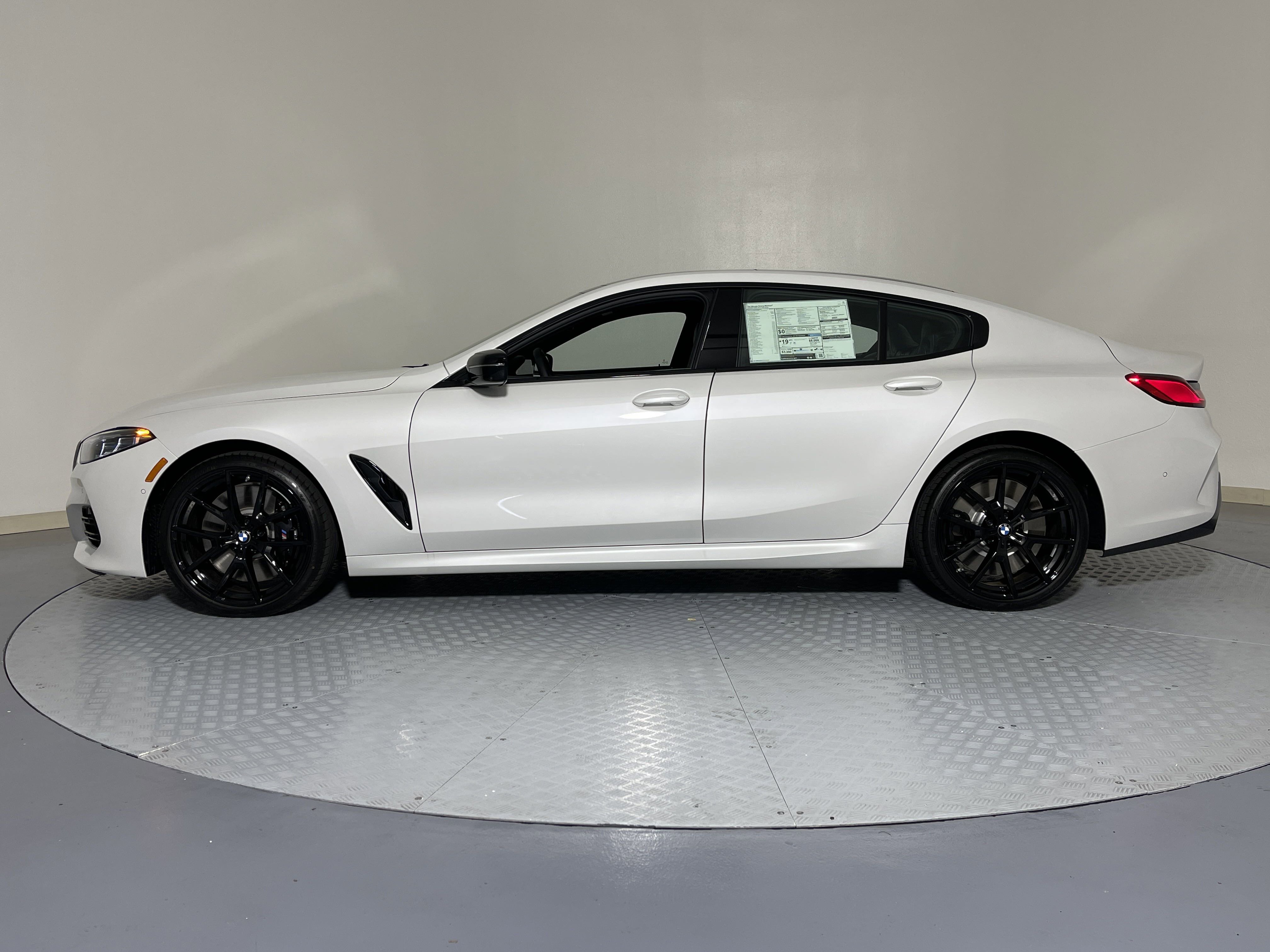 New 2026 BMW M850i xDrive image 4