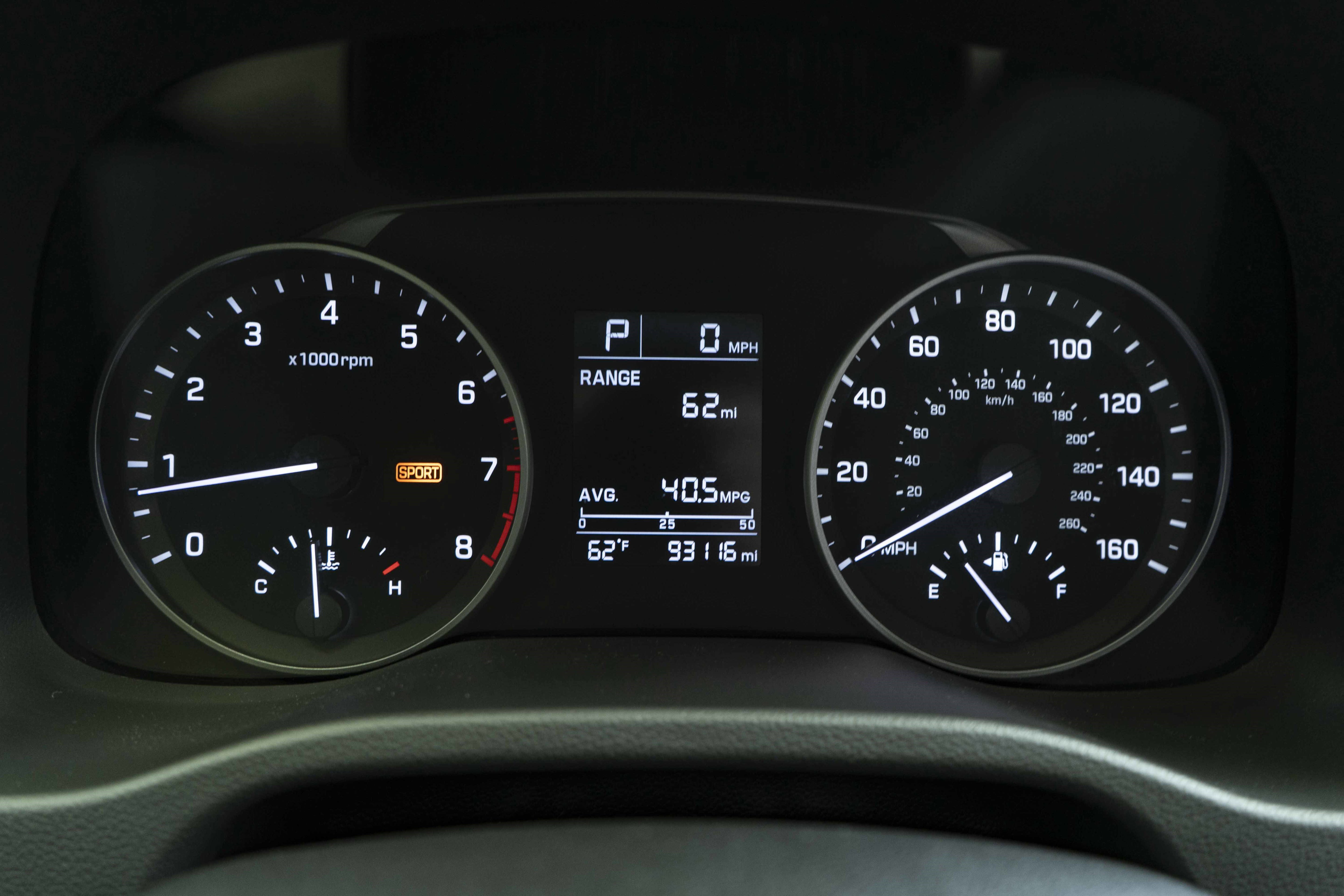 Used 2017 Hyundai Elantra SE image 21