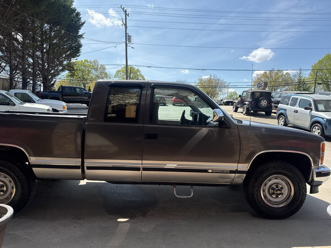 Used 1992 Chevrolet Silverado 2500 4x4 Extended Cab image 6