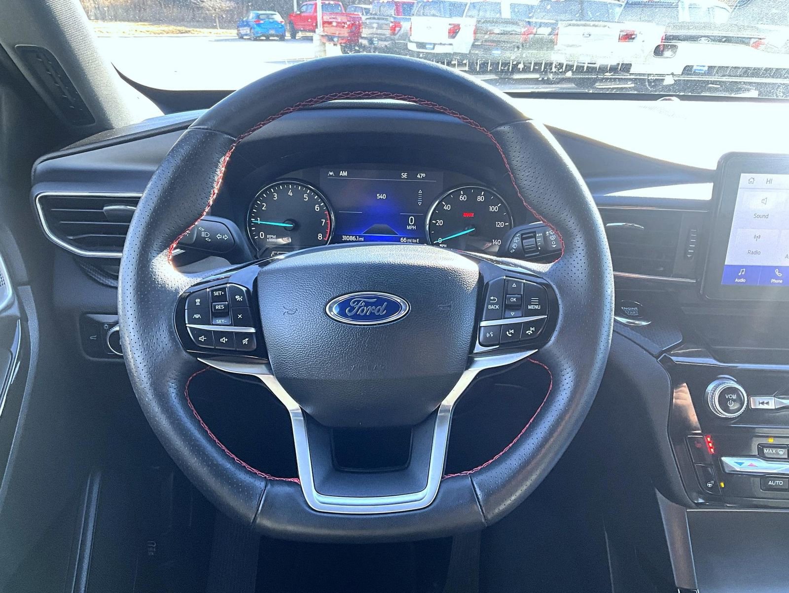 Used 2023 Ford Explorer ST-Line w/ Class IV Trailer Tow Package image 11