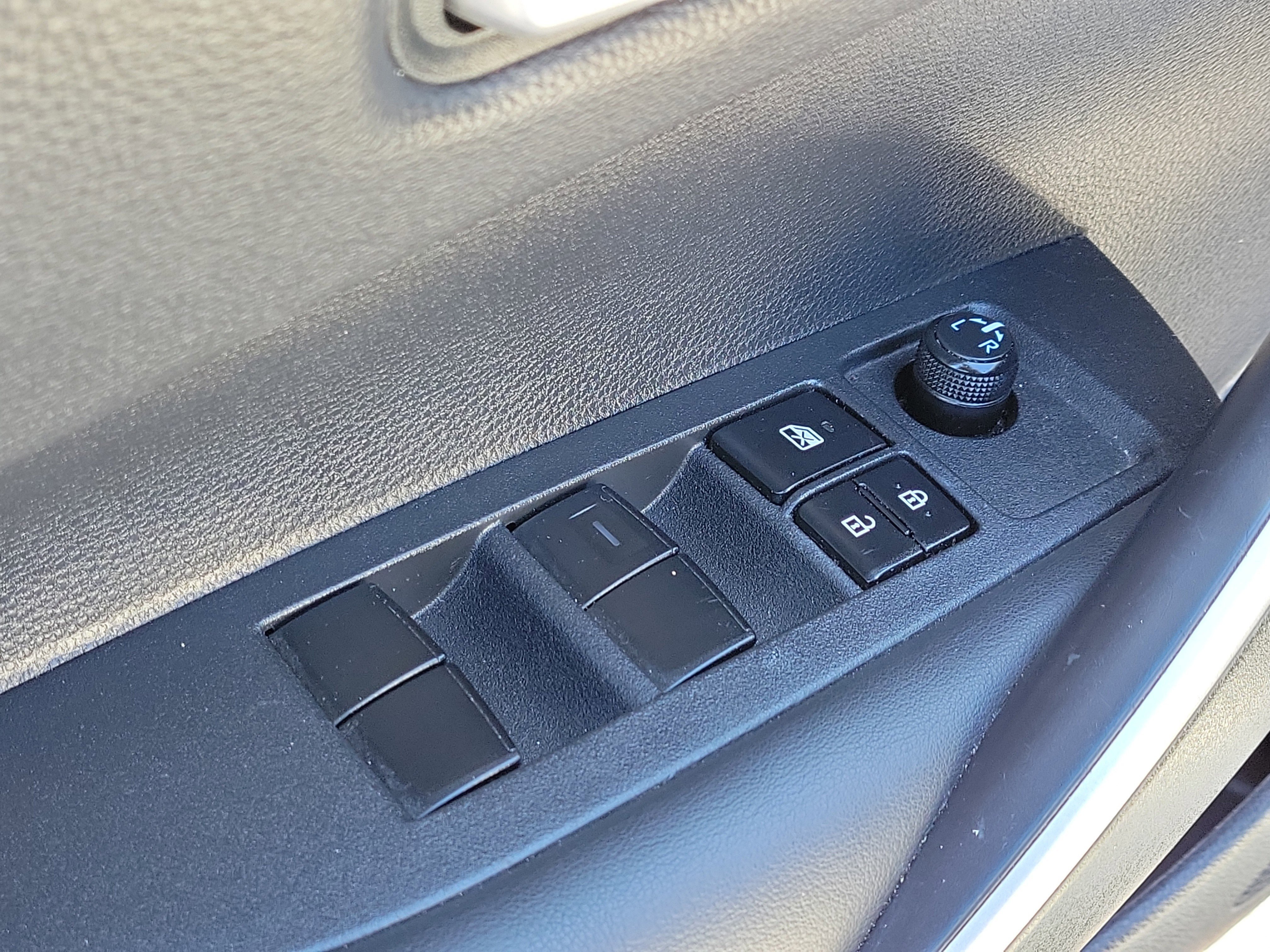 Used 2021 Toyota Corolla SE image 17