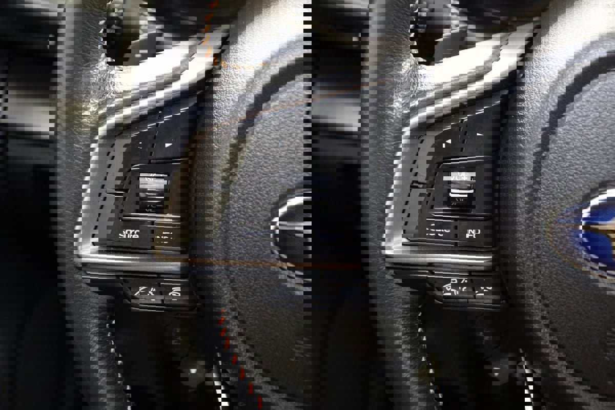 Used 2022 Subaru Crosstrek 2.5i Limited image 32