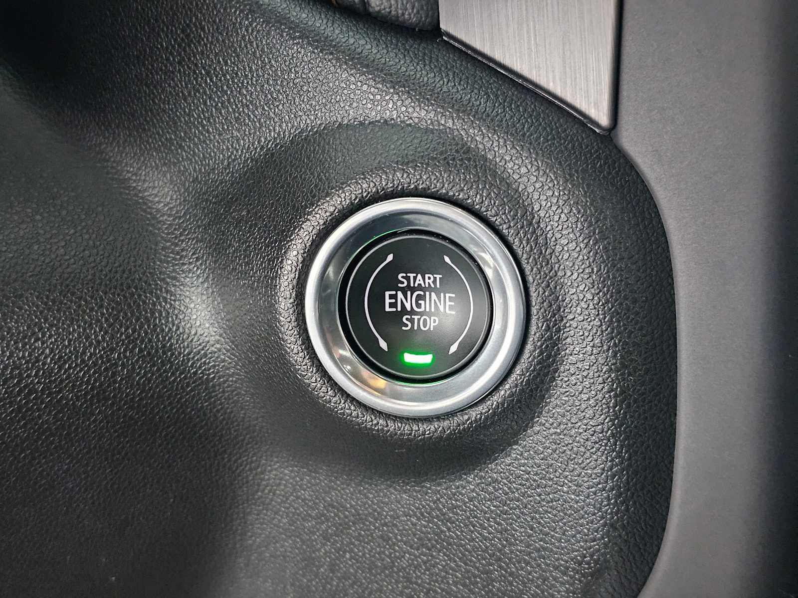 Used 2022 GMC Sierra 1500 AT4 w/ AT4 Premium Package image 28