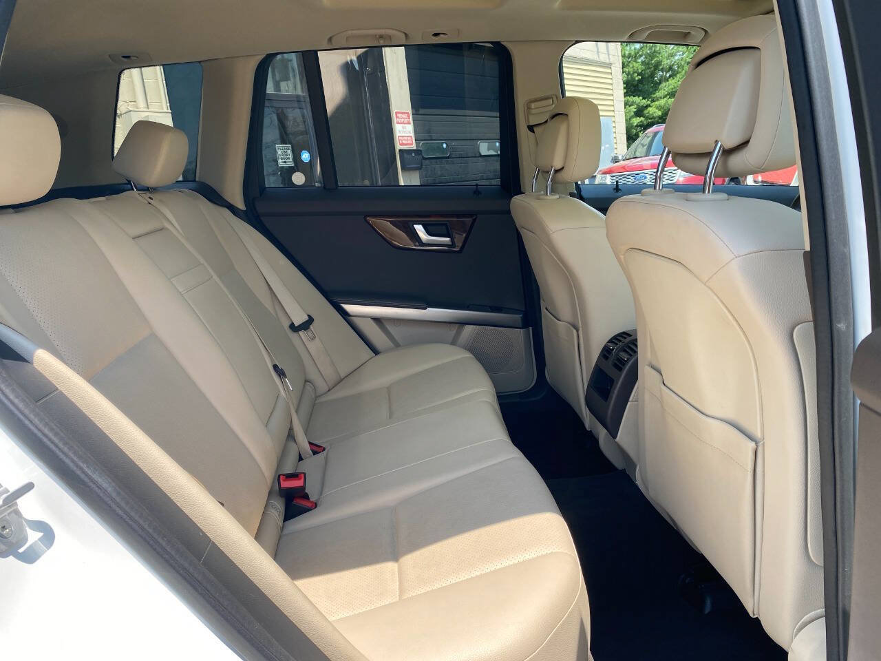 Used 2015 Mercedes-Benz GLK 350 4MATIC image 27