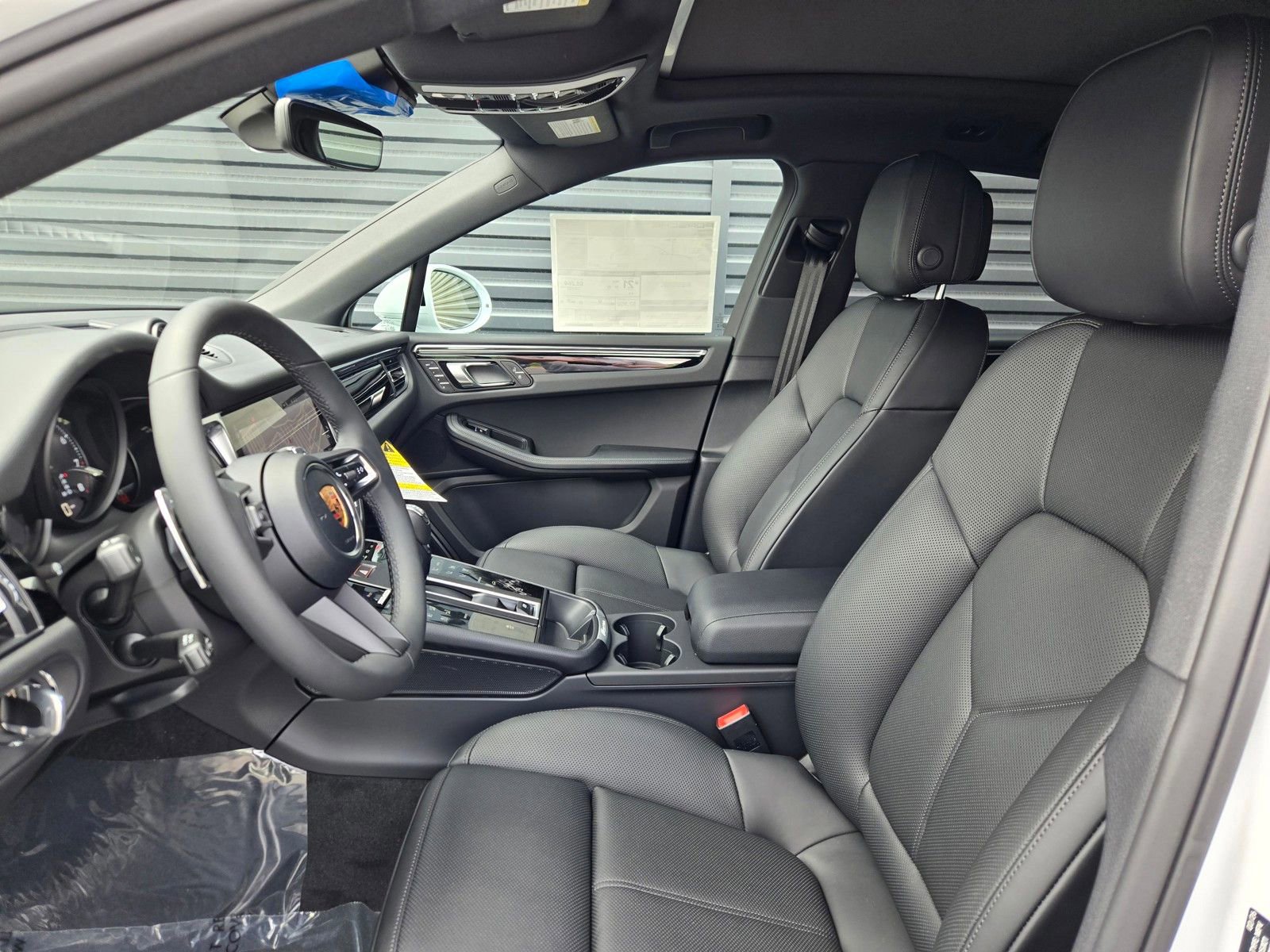 New 2026 Porsche Macan AWD/4WD image 26