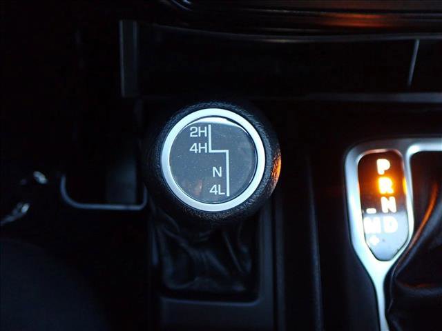 Used 2021 Jeep Wrangler Sport image 21