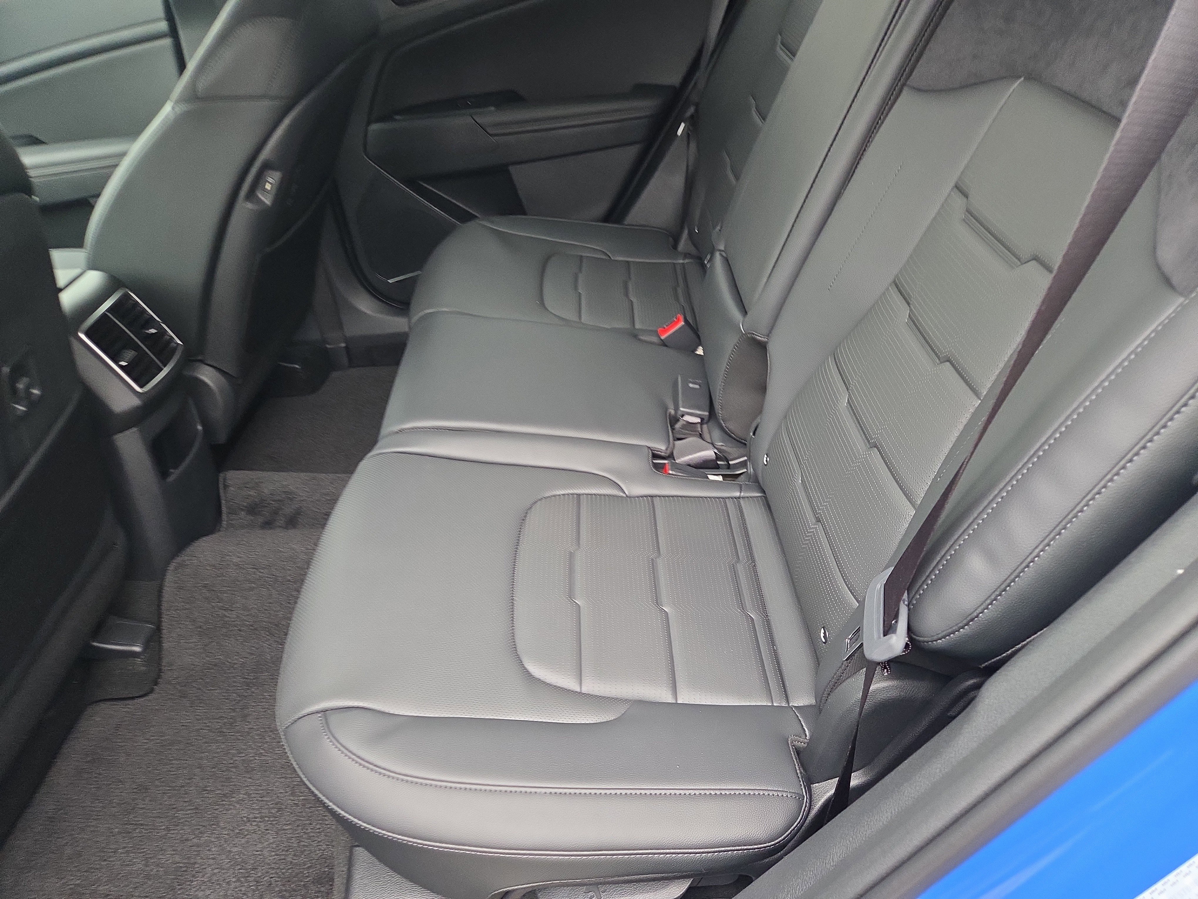 New 2026 Kia Sportage SX image 6