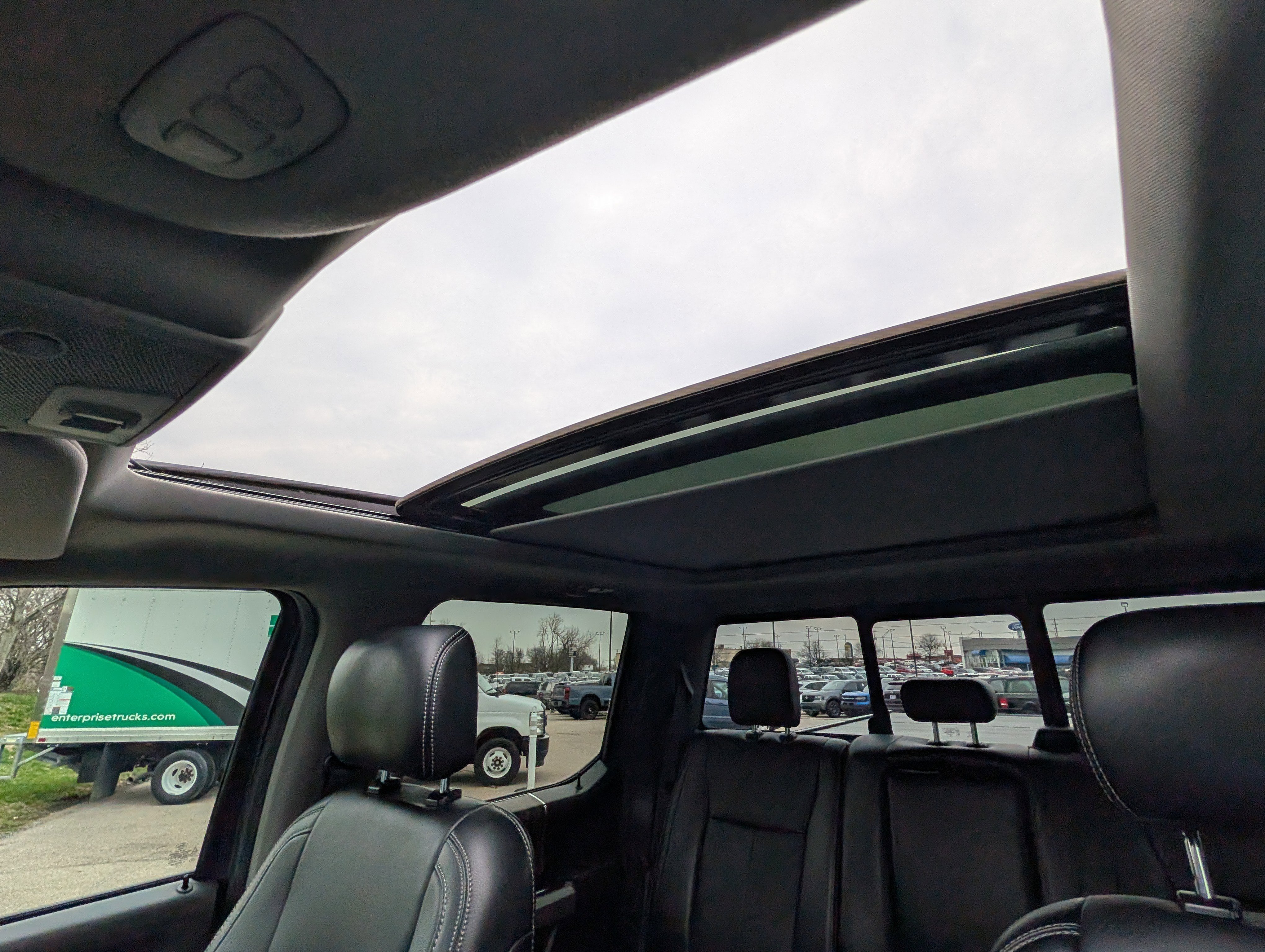 Used 2019 Ford F150 Lariat w/ Equipment Group 502A Luxury image 29
