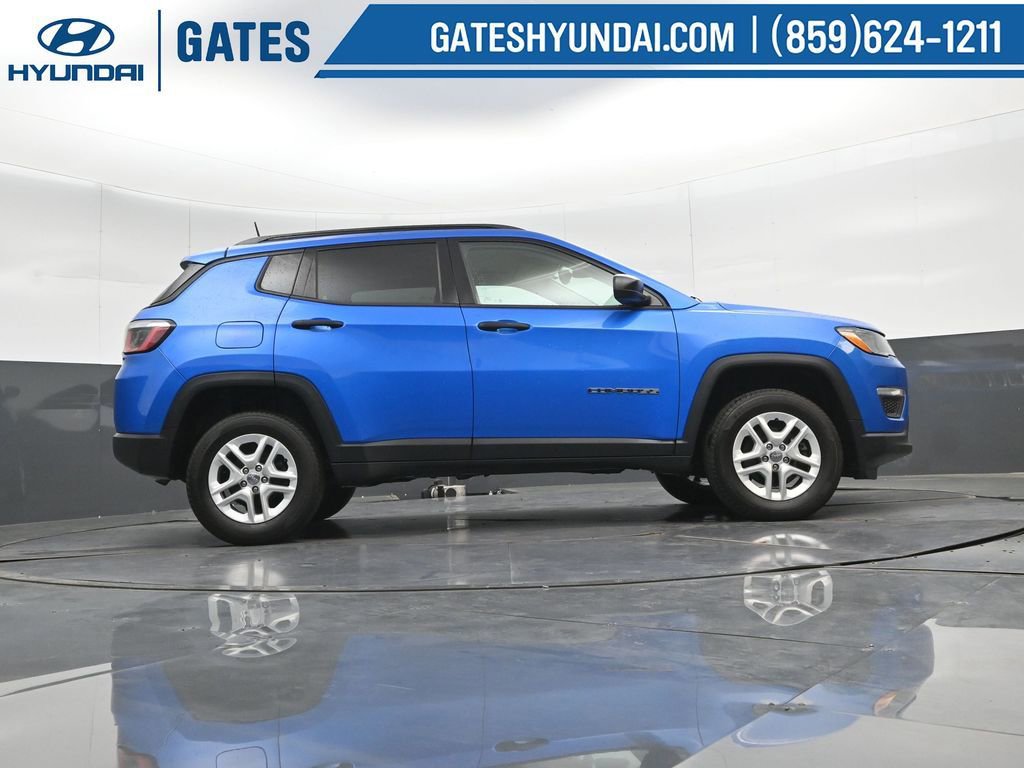 Used 2018 Jeep Compass Sport image 31