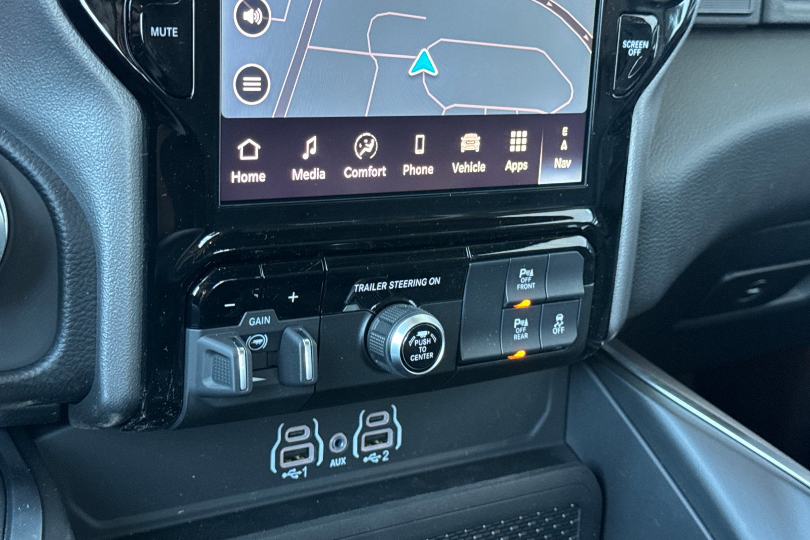 New 2026 RAM 1500 4x4 Crew Cab image 19