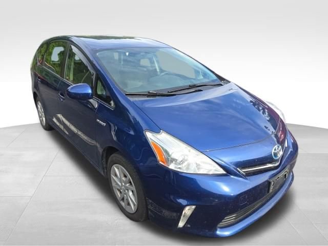 Used 2014 Toyota Prius V Three FWD image 9