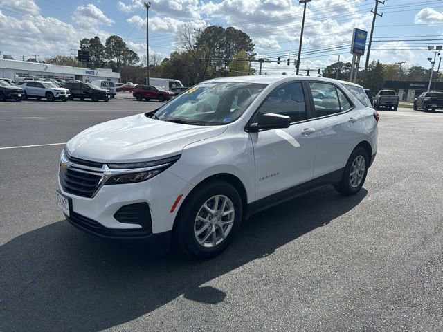 Used 2024 Chevrolet Equinox LS image 17