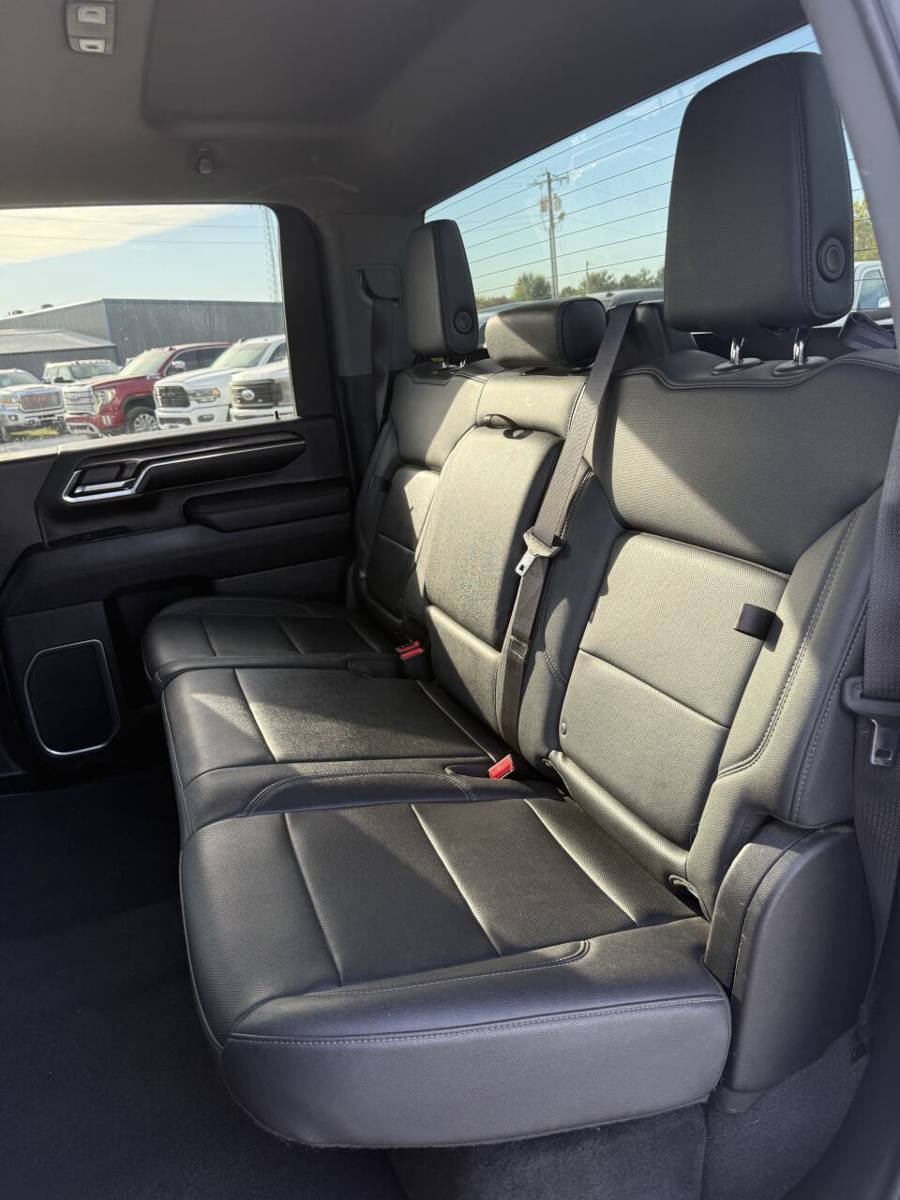 Used 2024 Chevrolet Silverado 2500 LTZ AWD/4WD image 12