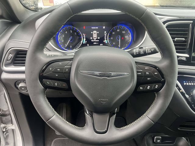 Used 2024 Chrysler Pacifica Touring-L w/ S Appearance Package FWD image 23