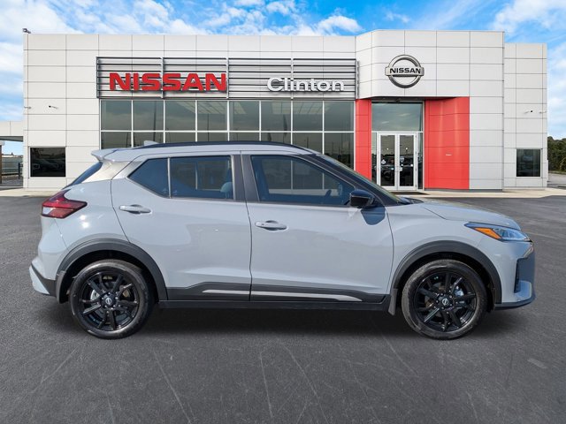 Certified 2023 Nissan Kicks SR w/ SR Premium Package FWD image 2