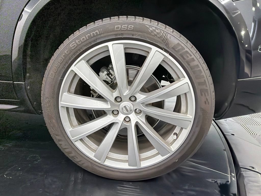 Used 2023 Volvo XC90 B6 Plus AWD/4WD image 17