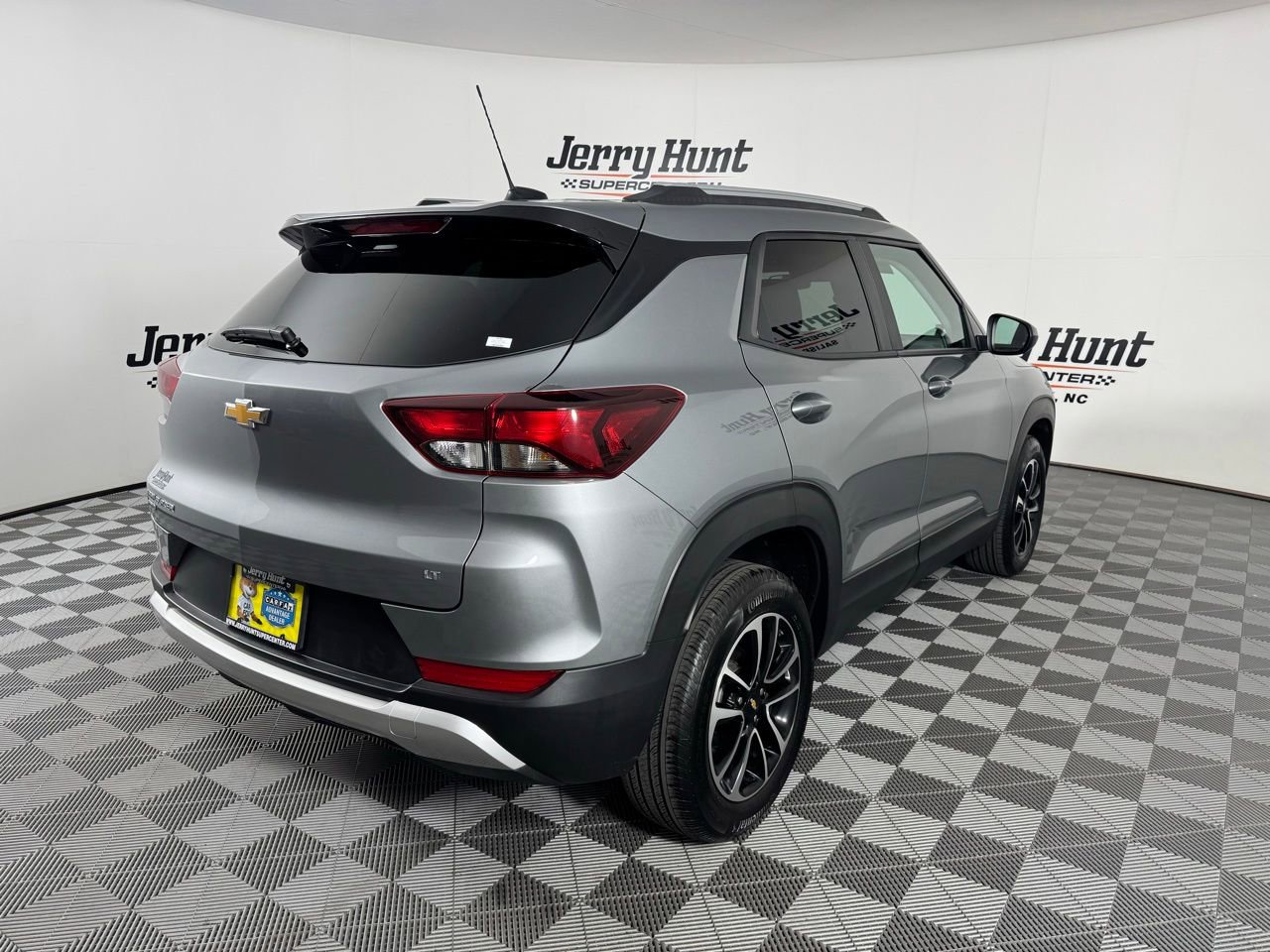 Used 2025 Chevrolet TrailBlazer LT AWD/4WD image 6
