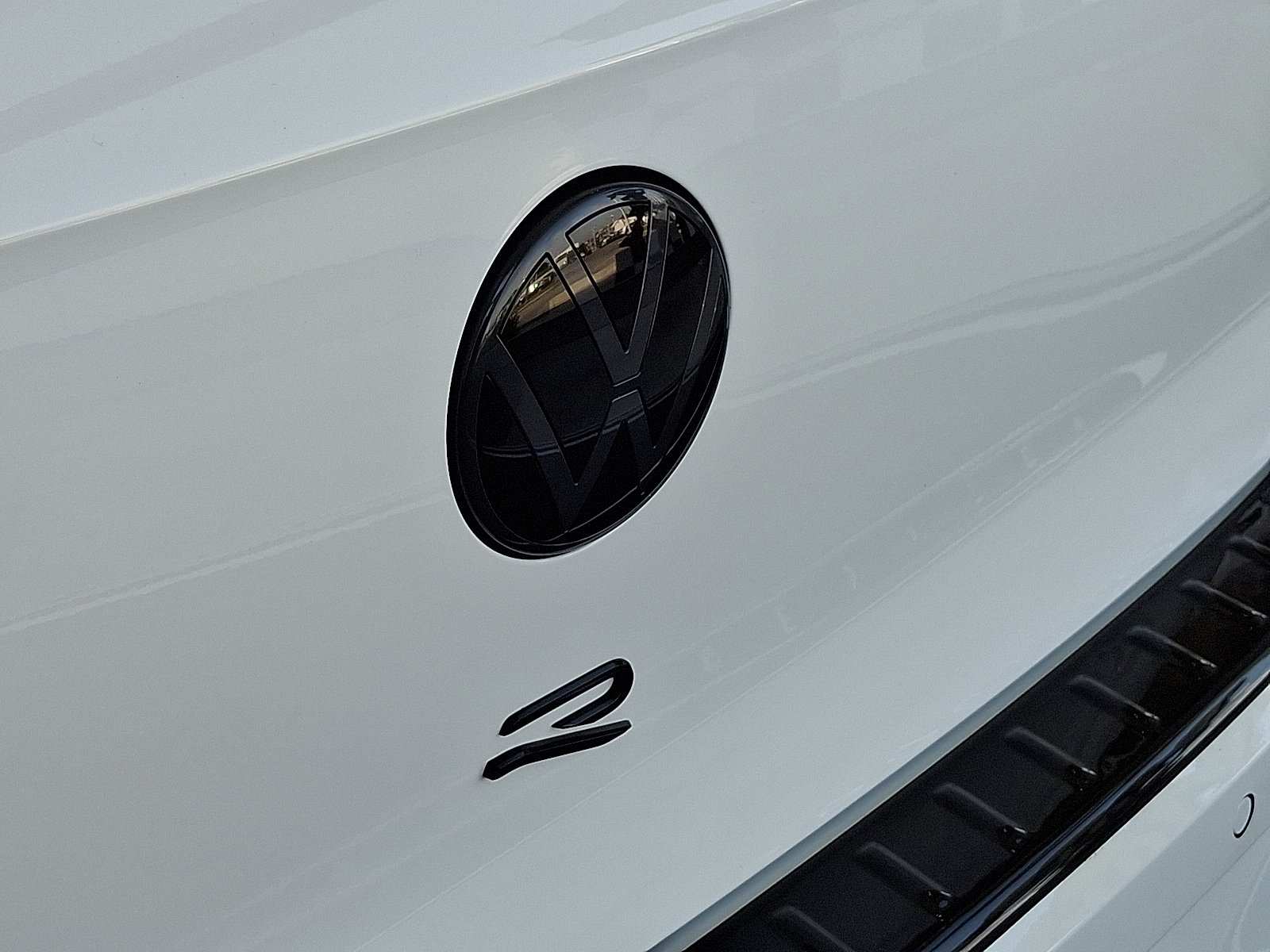 New 2025 Volkswagen Golf R Black Edition image 12