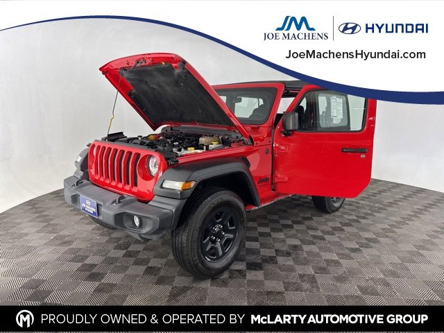 Used 2022 Jeep Wrangler Sport image 12