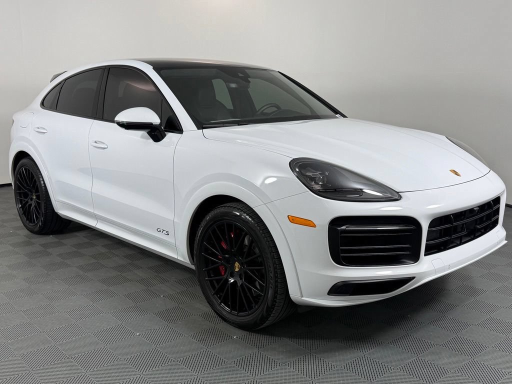 Certified 2023 Porsche Cayenne GTS AWD/4WD image 9