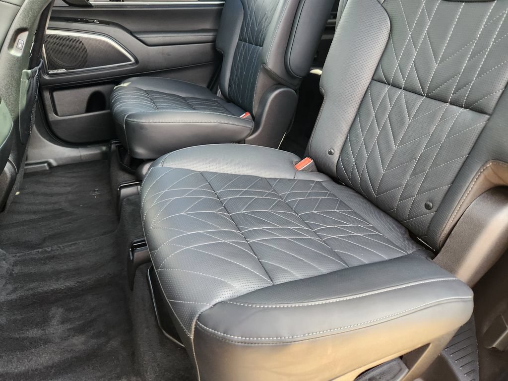 Certified 2025 Kia Telluride SX Prestige X-Line AWD/4WD image 24