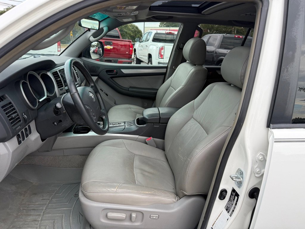 Used 2007 Toyota 4Runner SR5 image 9