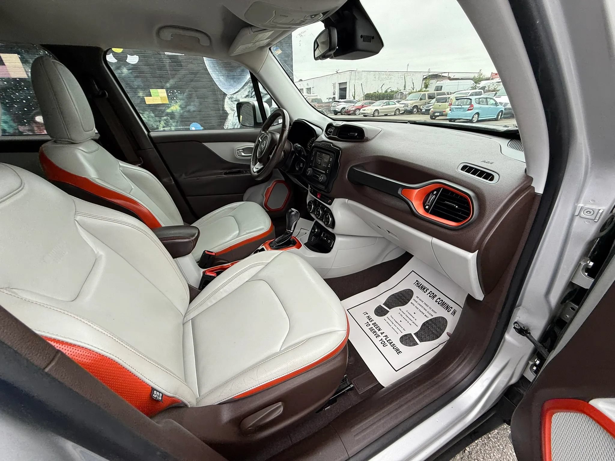 Used 2015 Jeep Renegade Limited AWD/4WD image 43