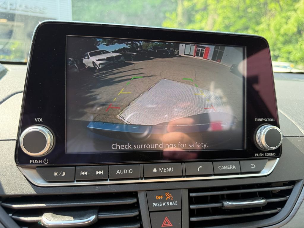 Used 2023 Nissan Altima 2.5 SV FWD image 19