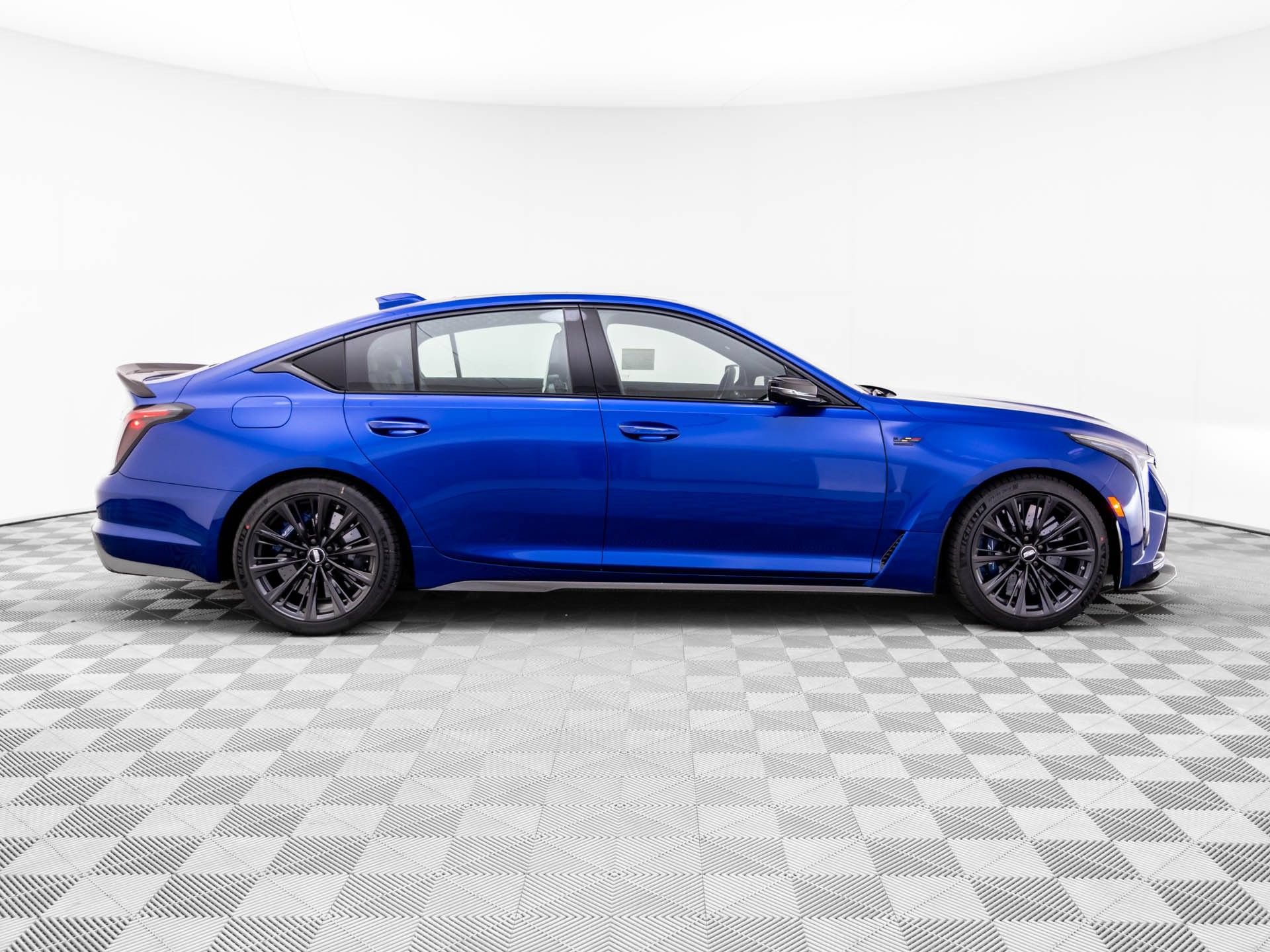 Used 2026 Cadillac CT5 V Blackwing w/ Deep Ocean Appearance Package RWD image 6