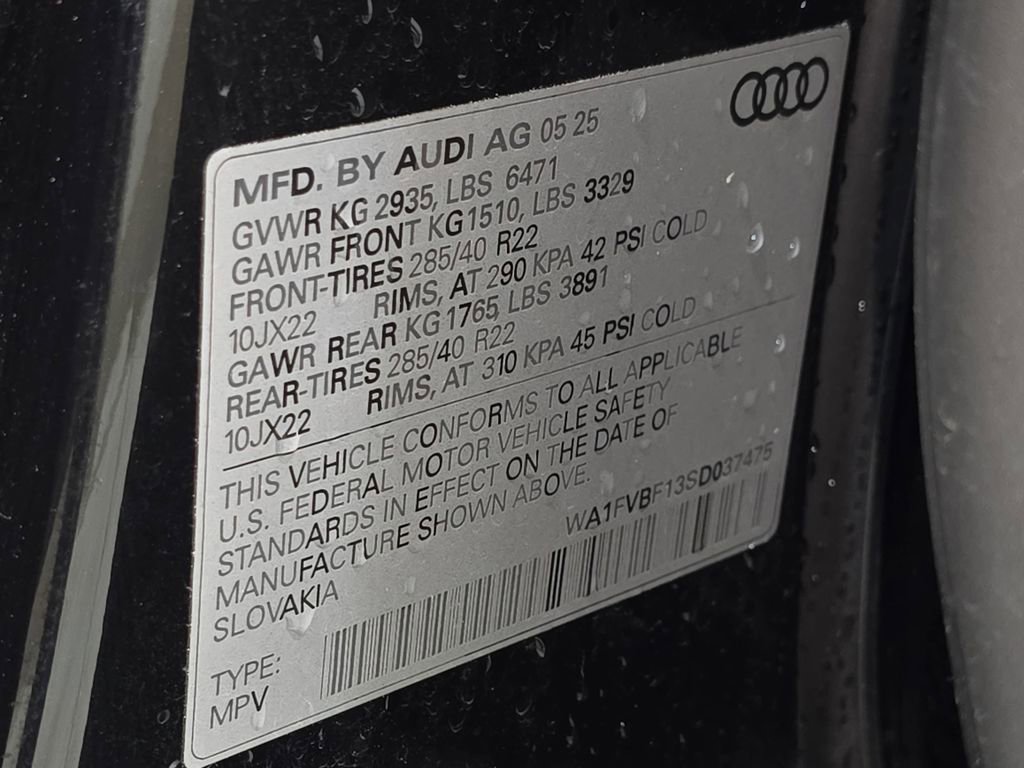 Used 2025 Audi Q8 Prestige w/ Prestige Package image 35