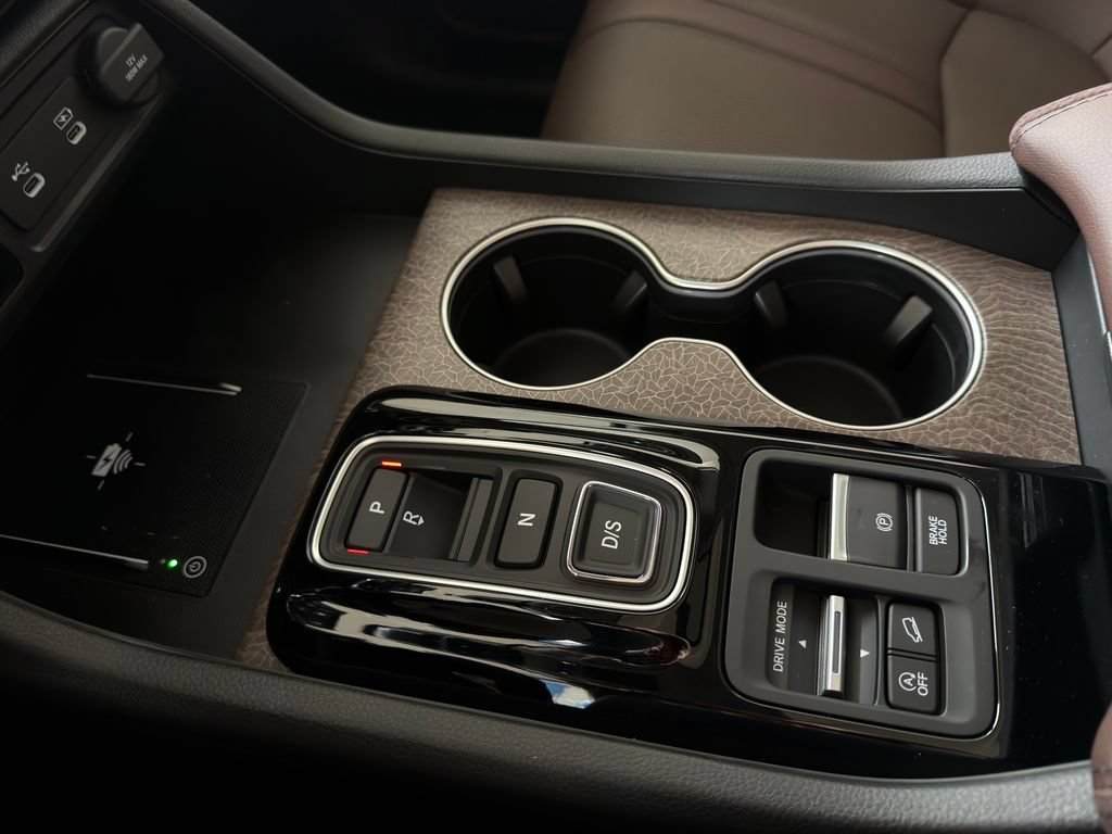 Used 2026 Honda Pilot Elite image 37
