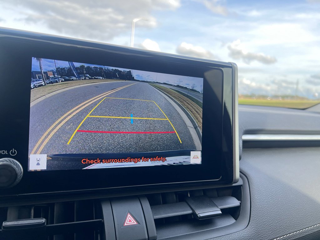 Used 2024 Toyota RAV4 XLE w/ Convenience Package image 24