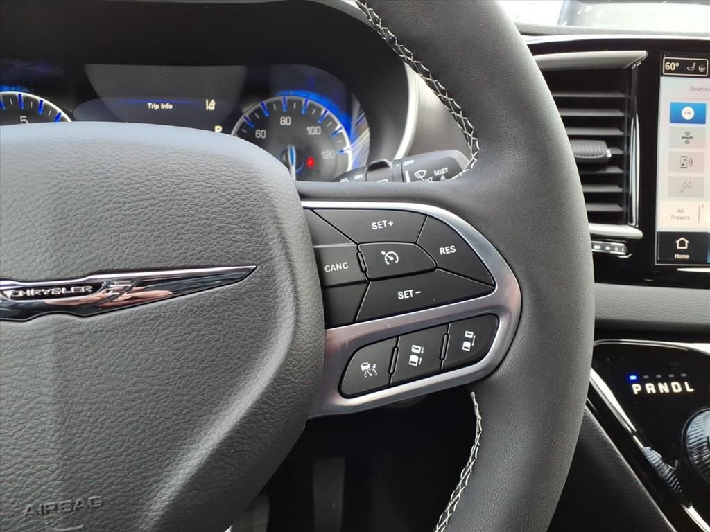 New 2026 Chrysler Voyager LX FWD image 18