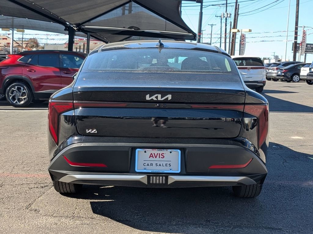 Used 2025 Kia K4 LXS image 5