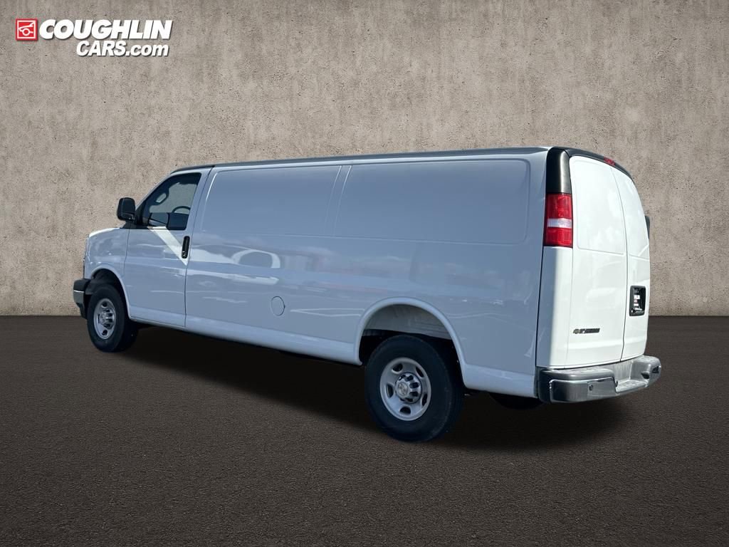 New 2025 Chevrolet Express 3500 Extended w/ Driver Convenience Package image 7