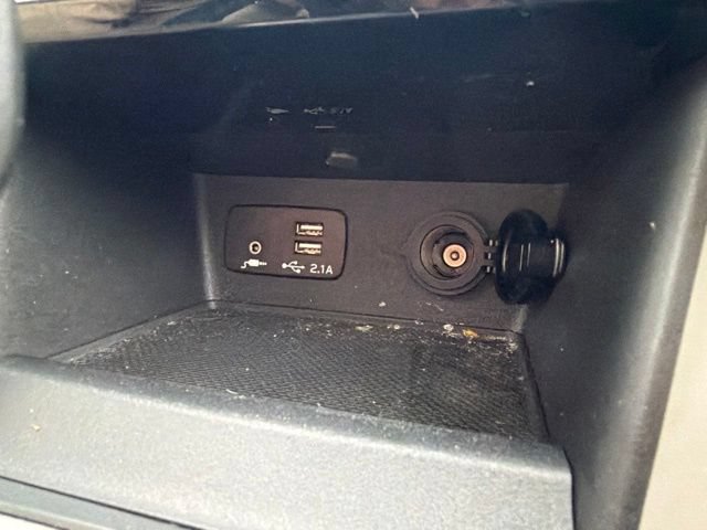 Used 2021 Subaru Forester Premium AWD/4WD image 32