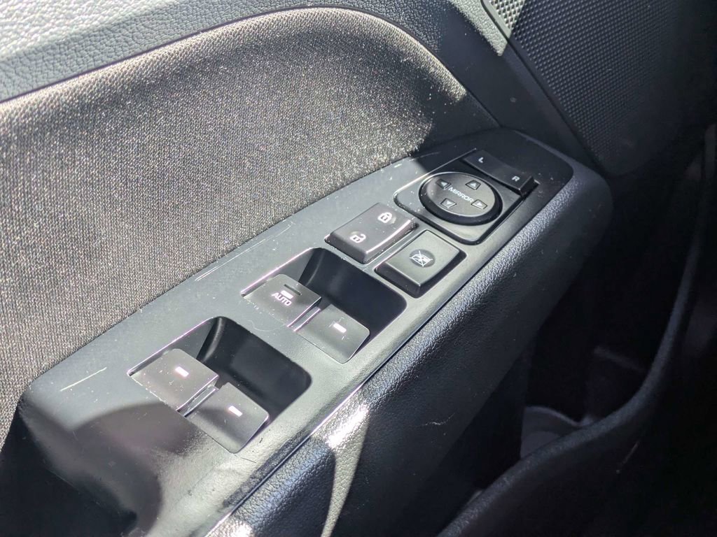 Used 2019 Hyundai Elantra Value Edition w/ Cargo Package FWD image 20