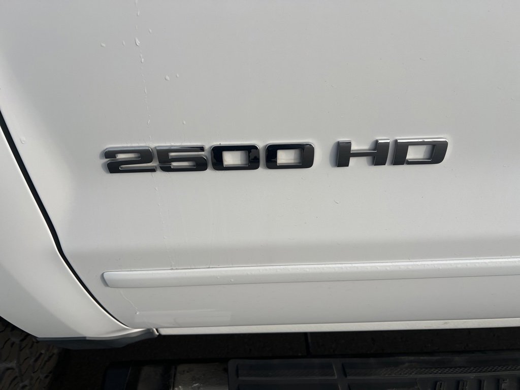 Used 2015 Chevrolet Silverado 2500 LT image 11