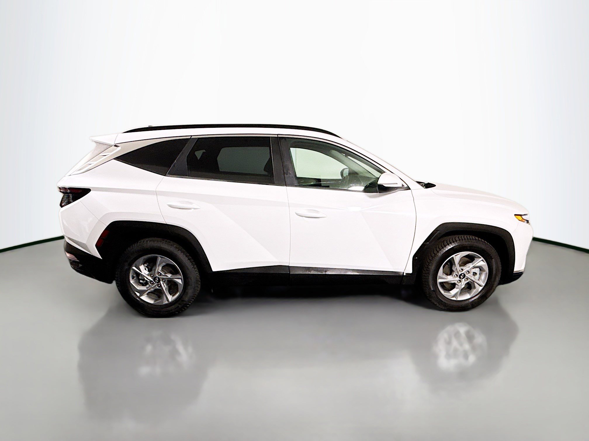 Used 2022 Hyundai Tucson SEL FWD image 11