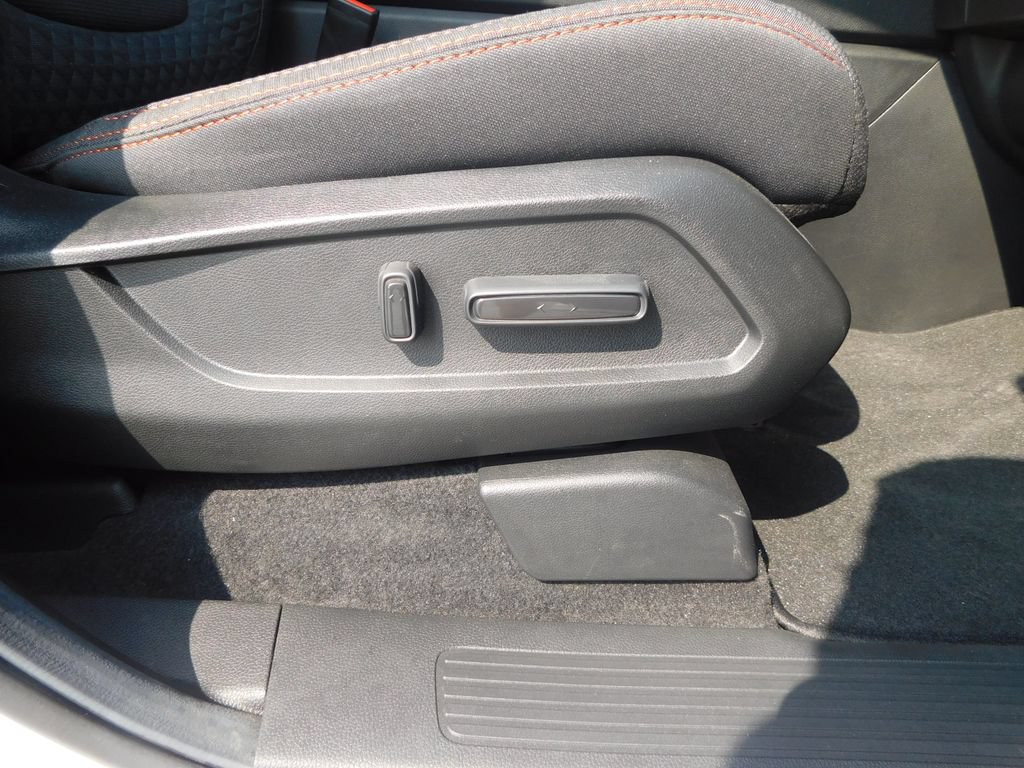 Used 2026 Honda Pilot Sport image 18