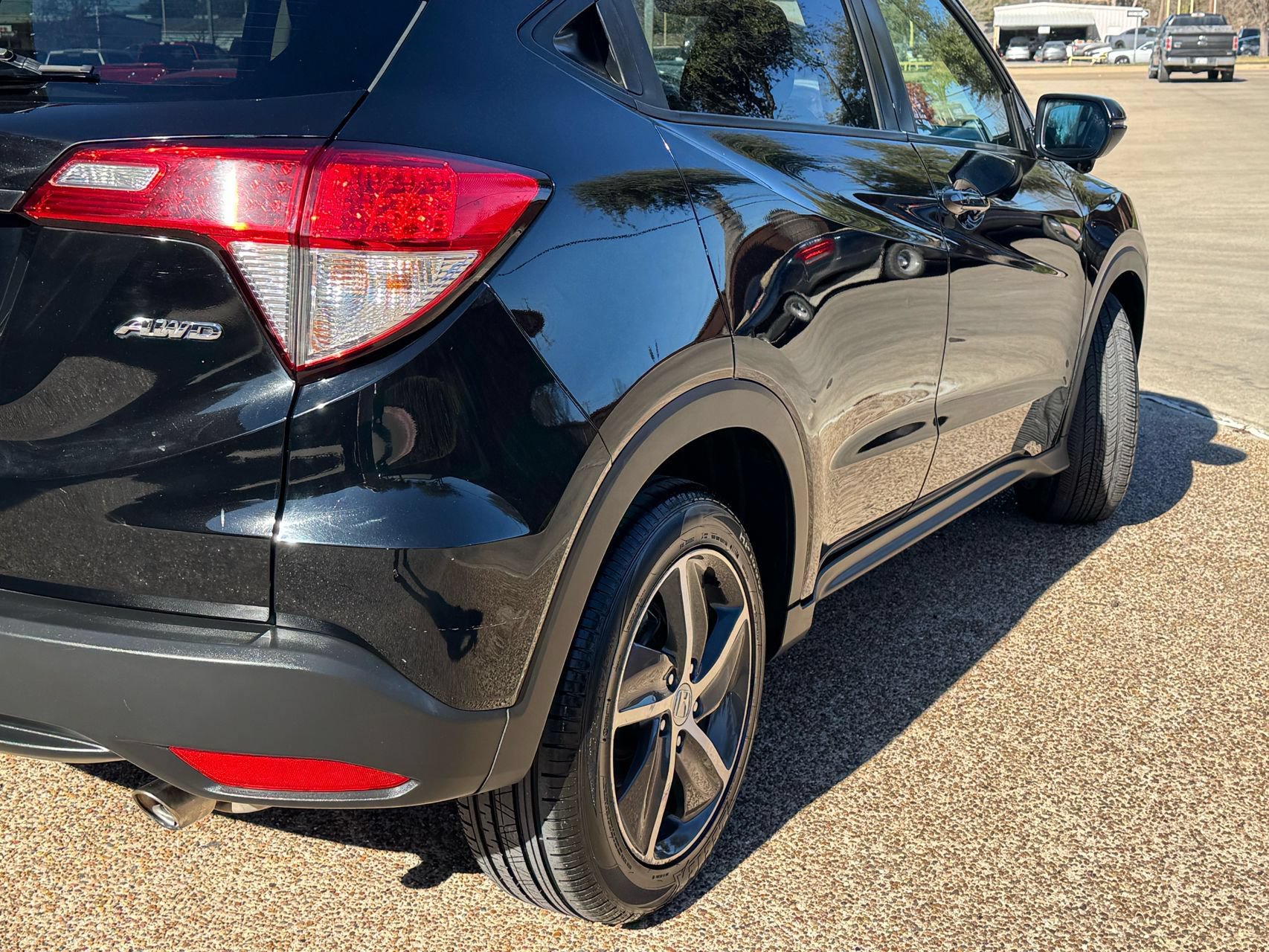 Used 2022 Honda HR-V EX image 4